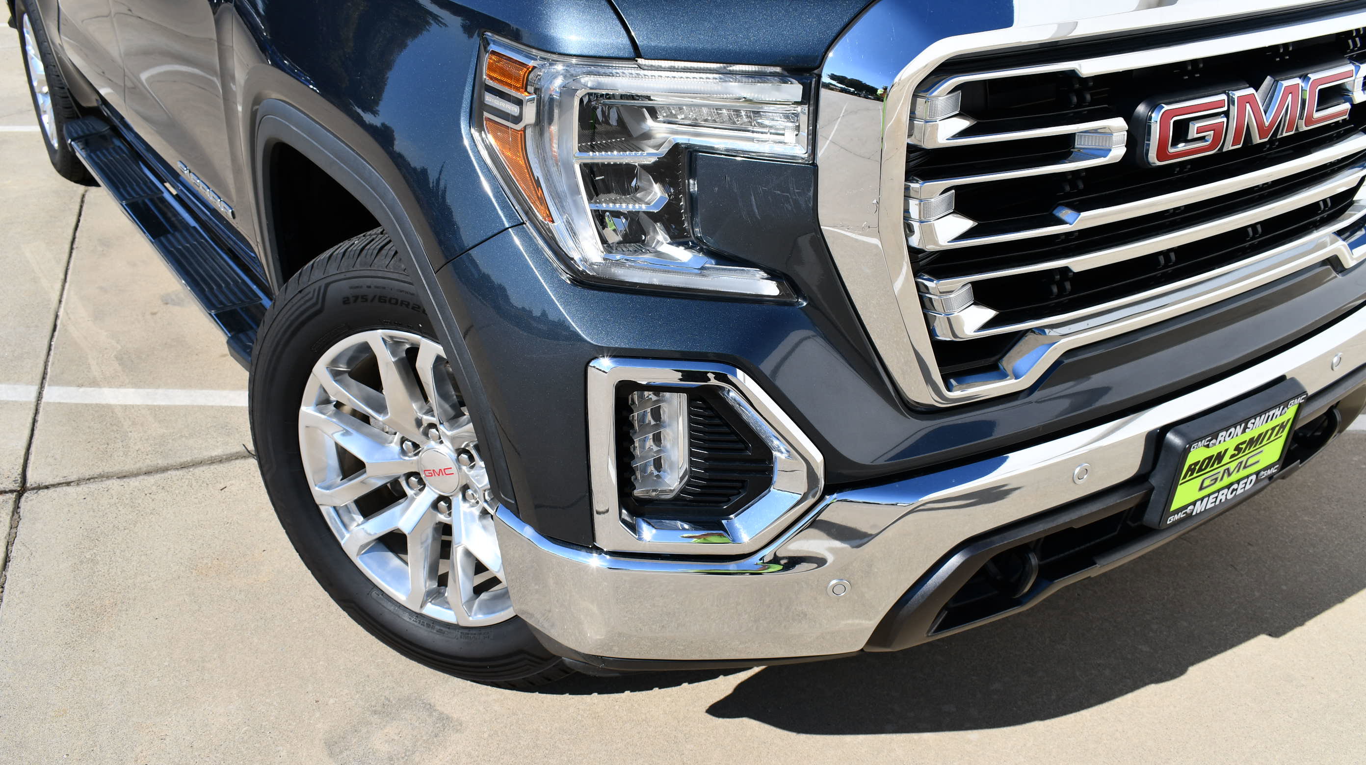 2020 Gmc Sierra 1500 SLT photo 2