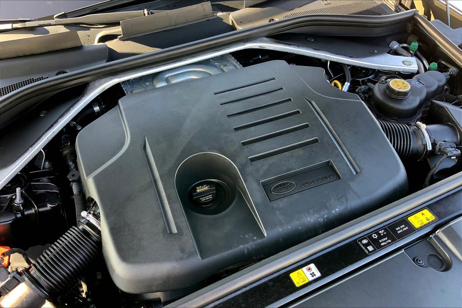 2023 Land Rover Range Rover SE photo 24