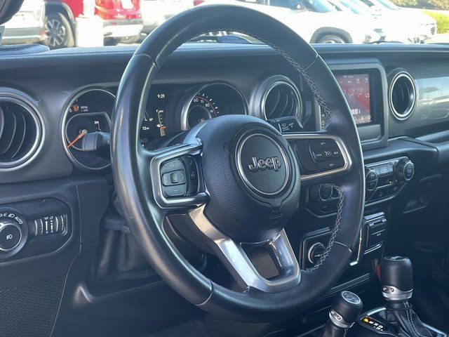 2019 Jeep Wrangler Unlimited Sahara photo 3