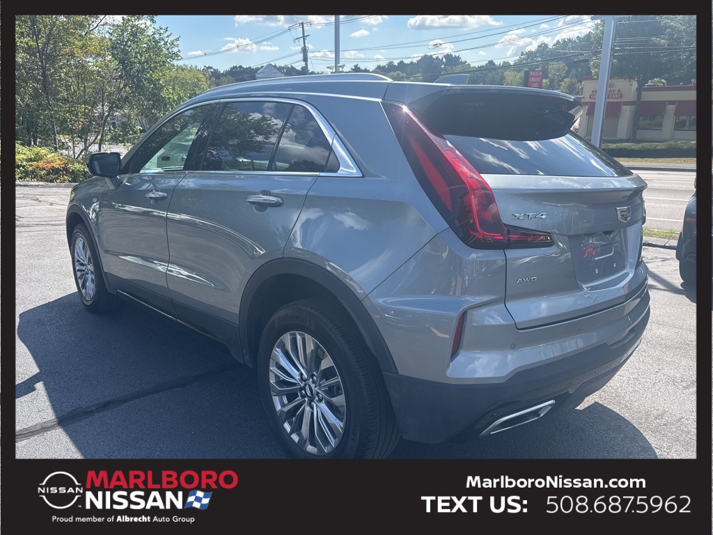 2025 Cadillac XT4 Premium Luxury photo 5