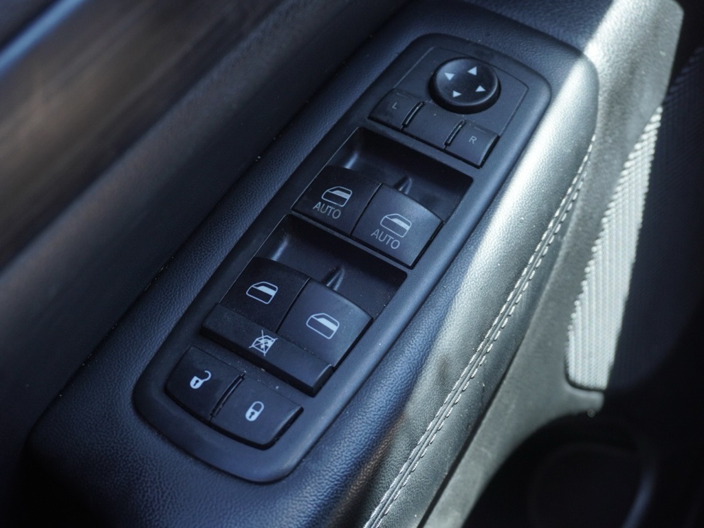 2021 Jeep Grand Cherokee Laredo E photo 12