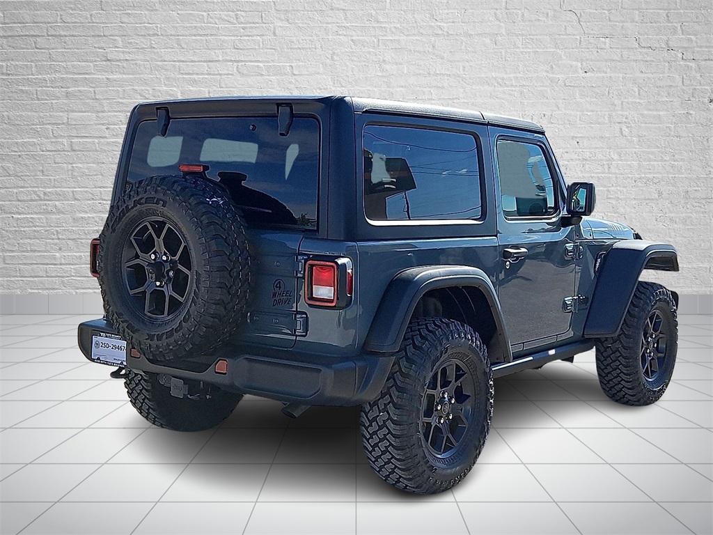 2025 Jeep Wrangler Willys photo 4