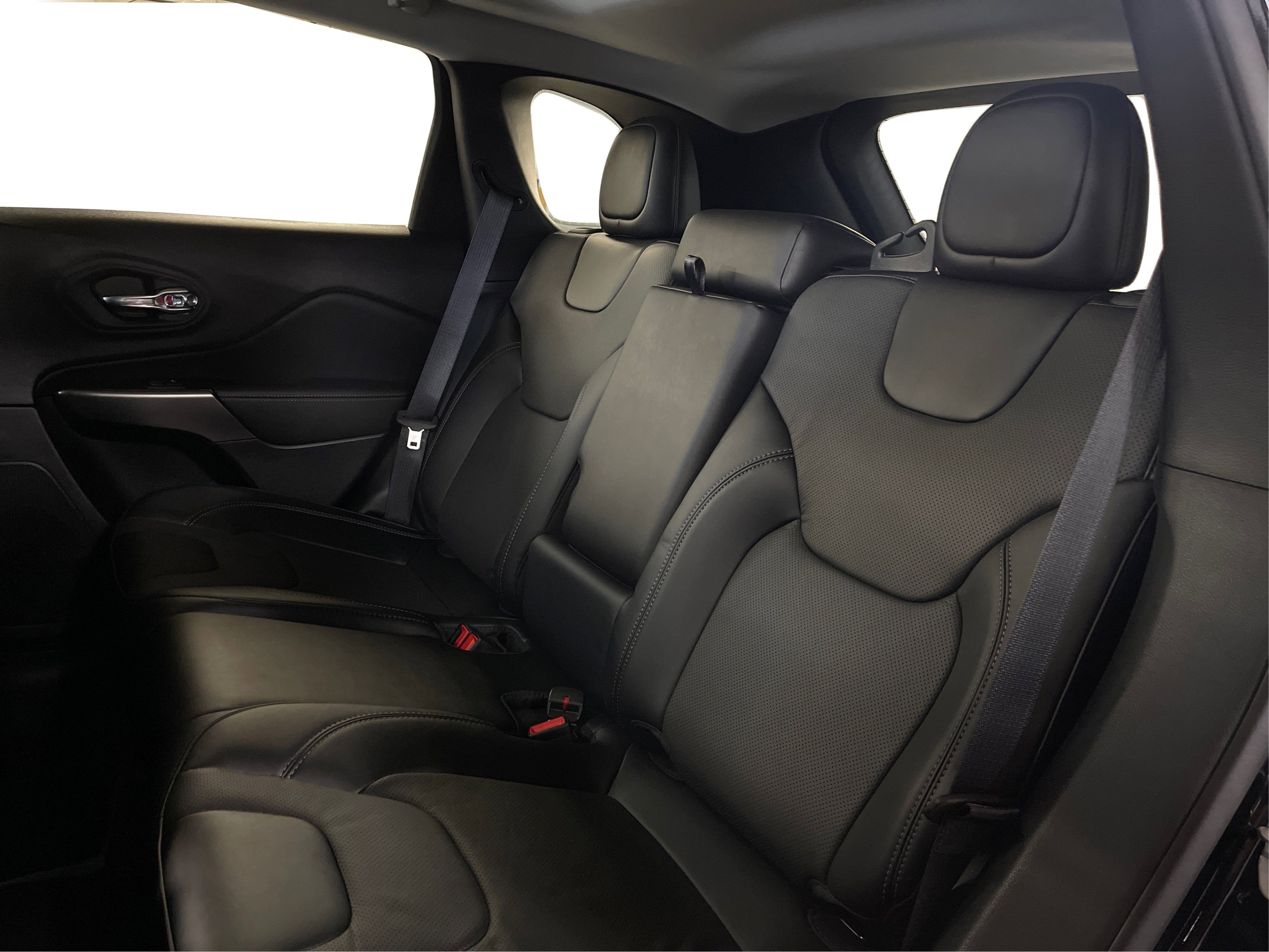2022 Jeep Cherokee Limited photo 11