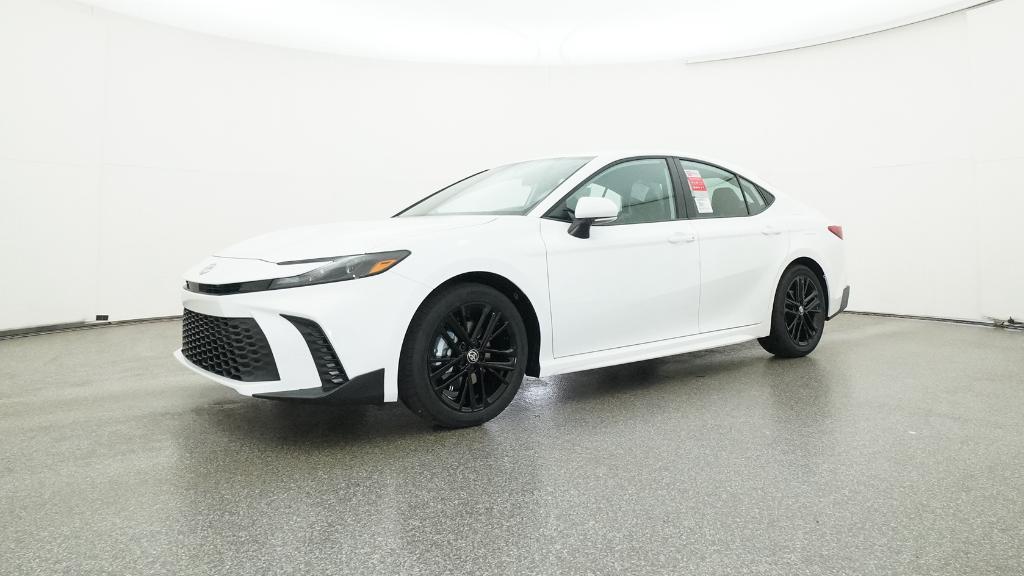 2026 Toyota Camry SE photo 6