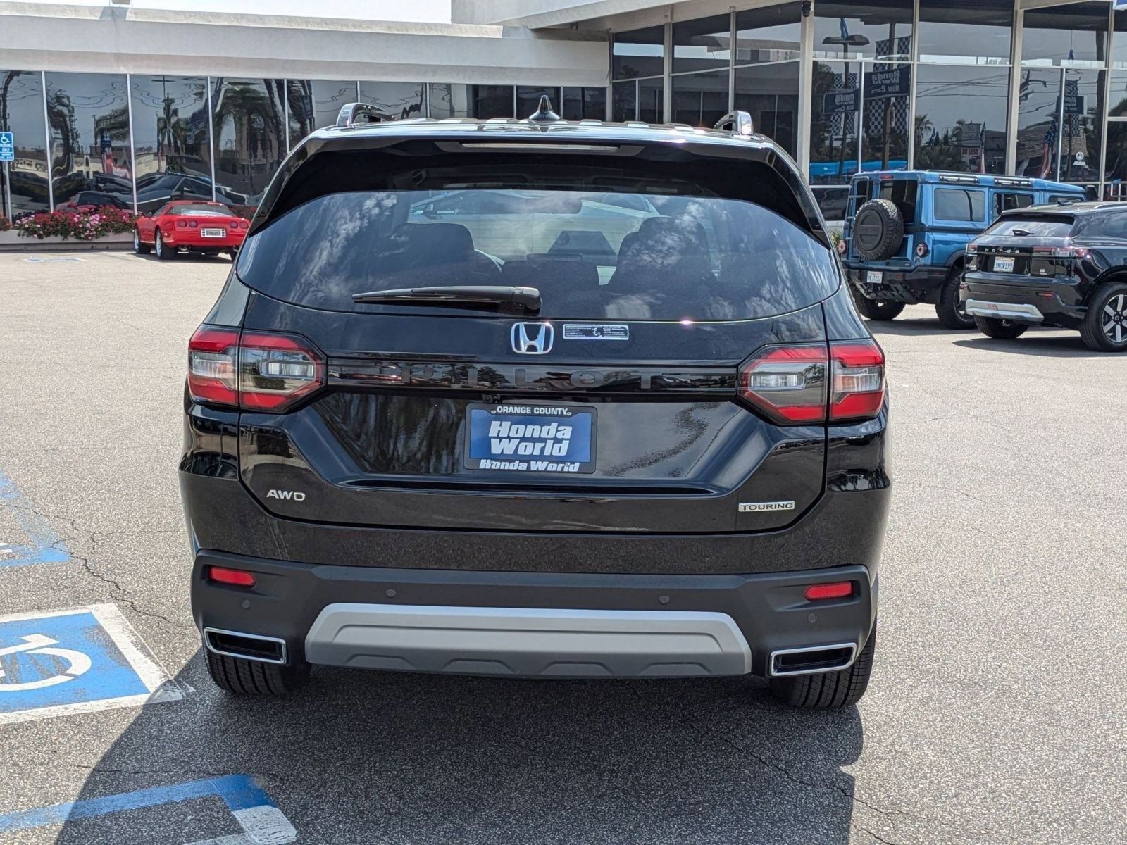 2025 Honda Pilot Touring photo 4