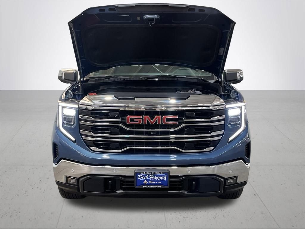 2024 Gmc Sierra 1500 SLT photo 4