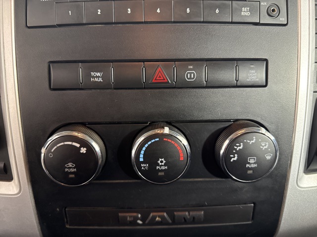 2011 Ram 2500 SLT photo 16