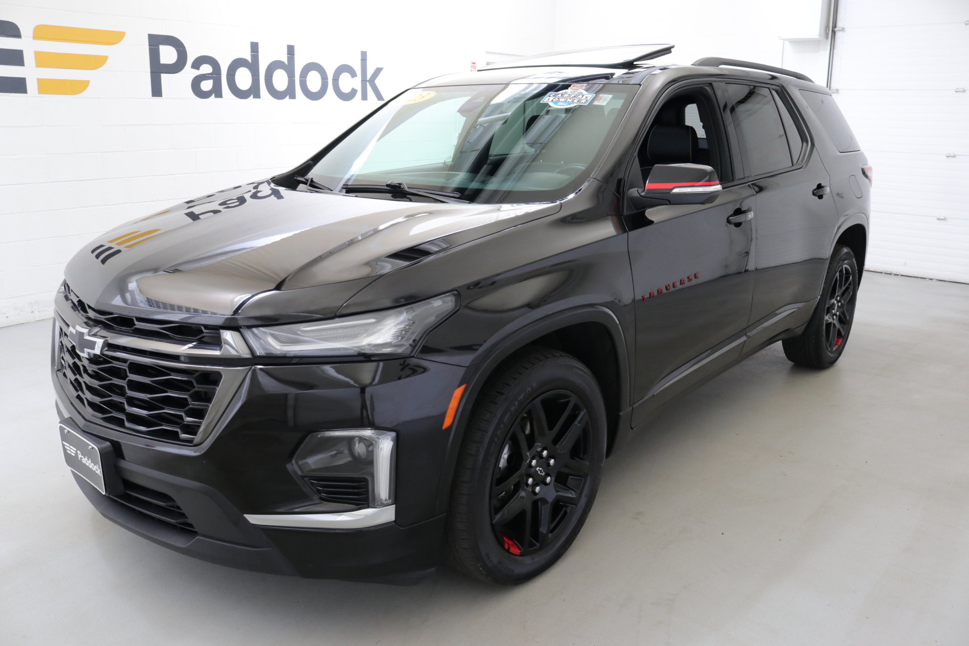 2023 Chevrolet Traverse Premier photo 2