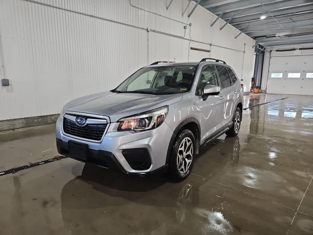 2020 Subaru Forester Premium's photo
