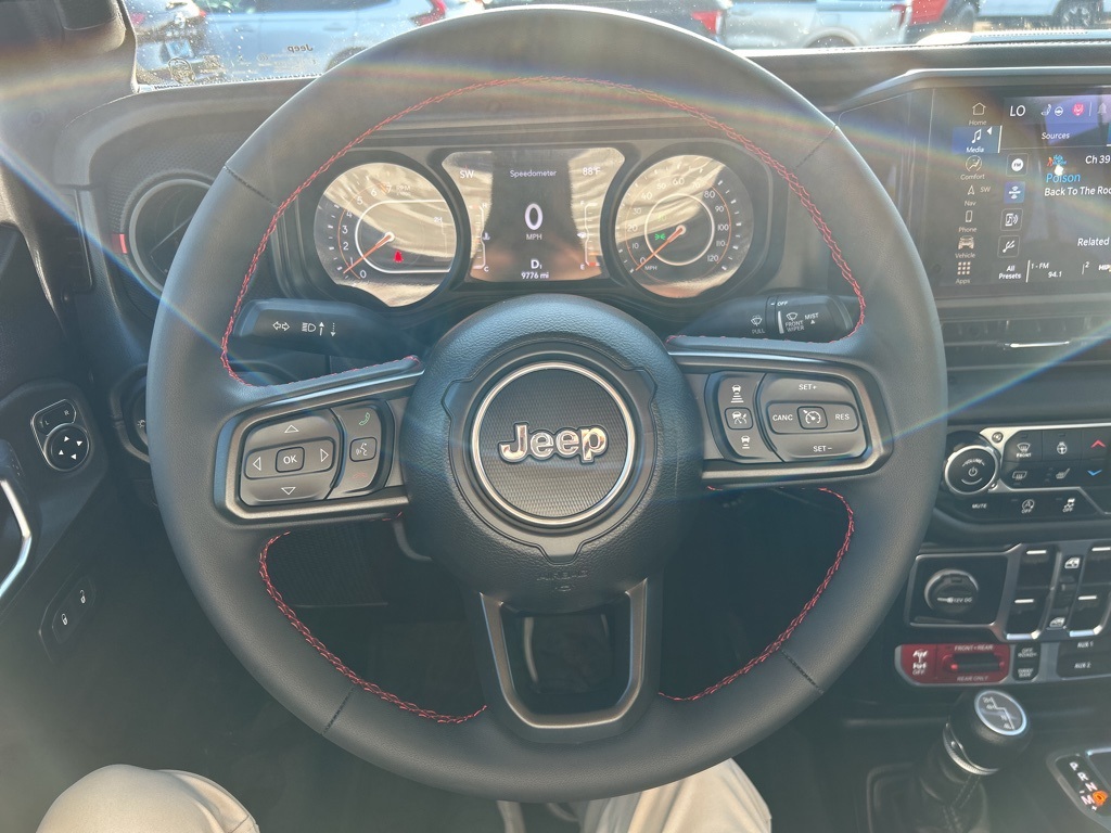 2024 Jeep Gladiator Rubicon photo 13