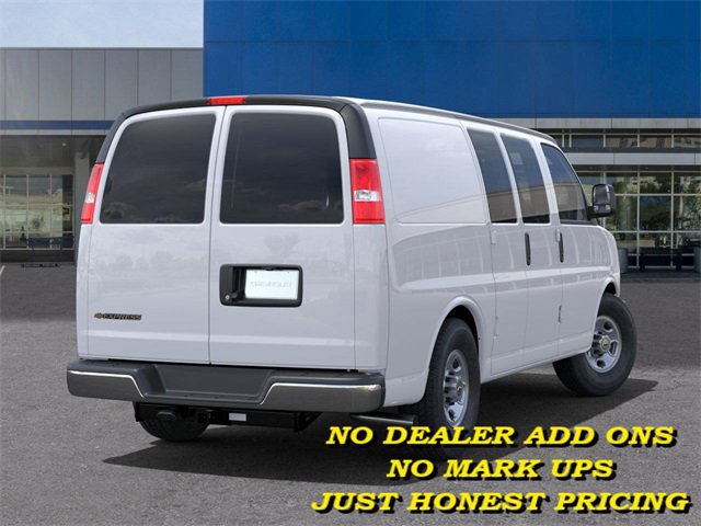 2025 Chevrolet Express Cargo 2500 photo 3