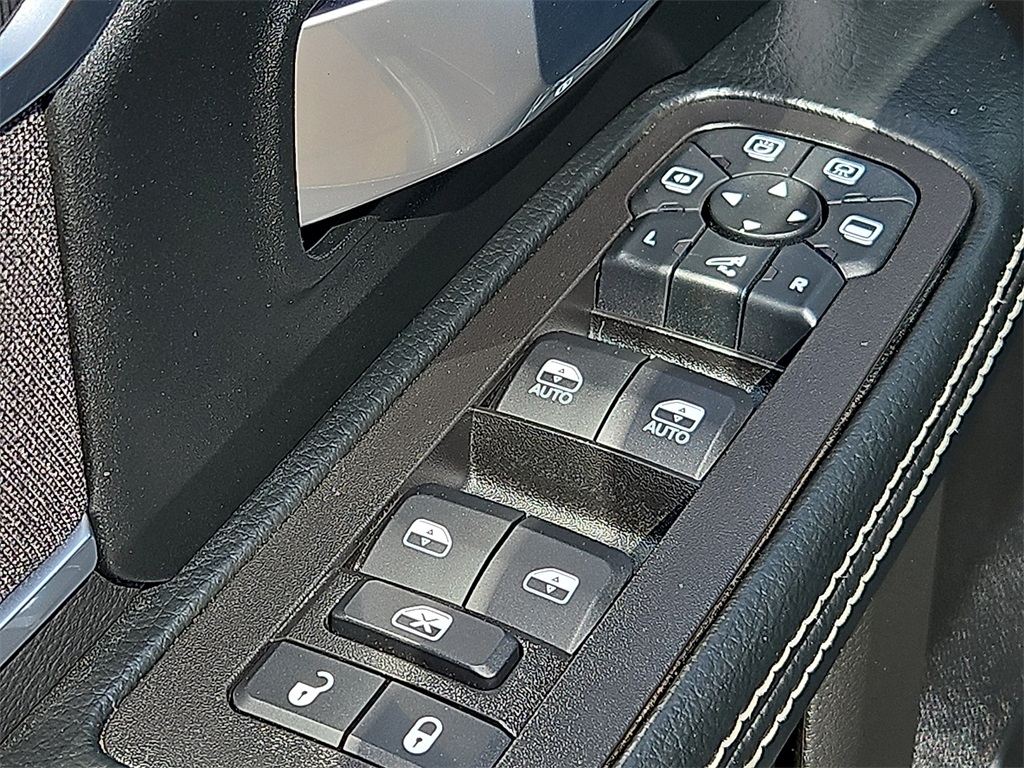 2025 Ram 2500 Big Horn photo 13