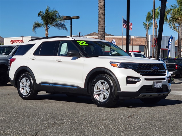 2022 Ford Explorer XLT photo 2