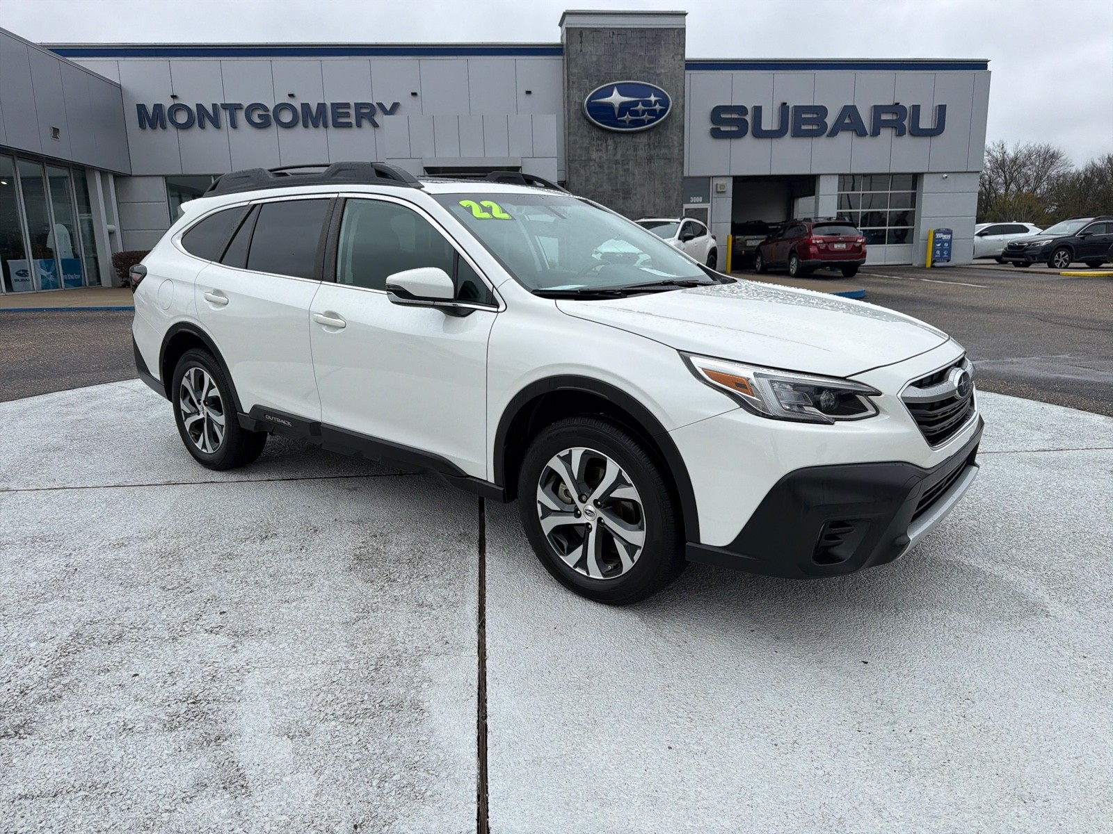 2022 Subaru Outback Limited's photo