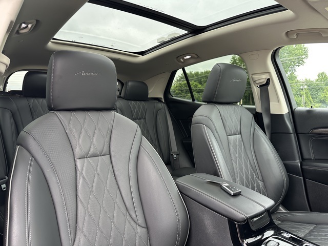 2023 Buick Envision Avenir photo 8