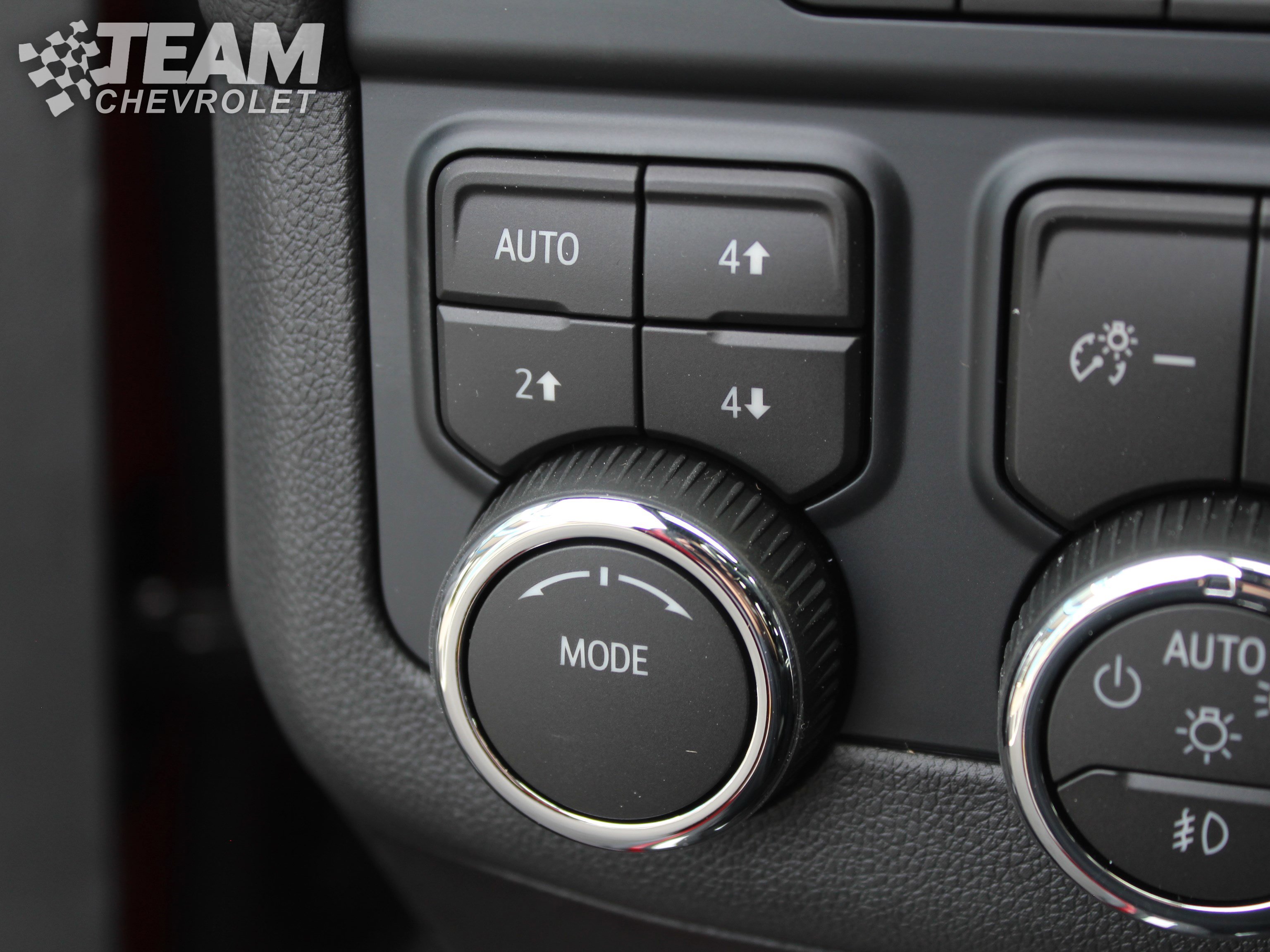2026 Chevrolet Tahoe Premier photo 19