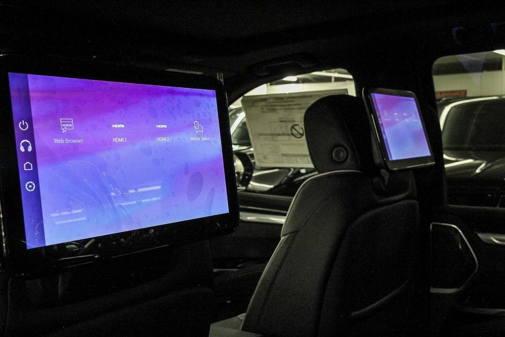 2026 Cadillac Escalade ESV Luxury photo 18
