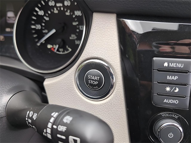 2021 Nissan Rogue Sport SL photo 24