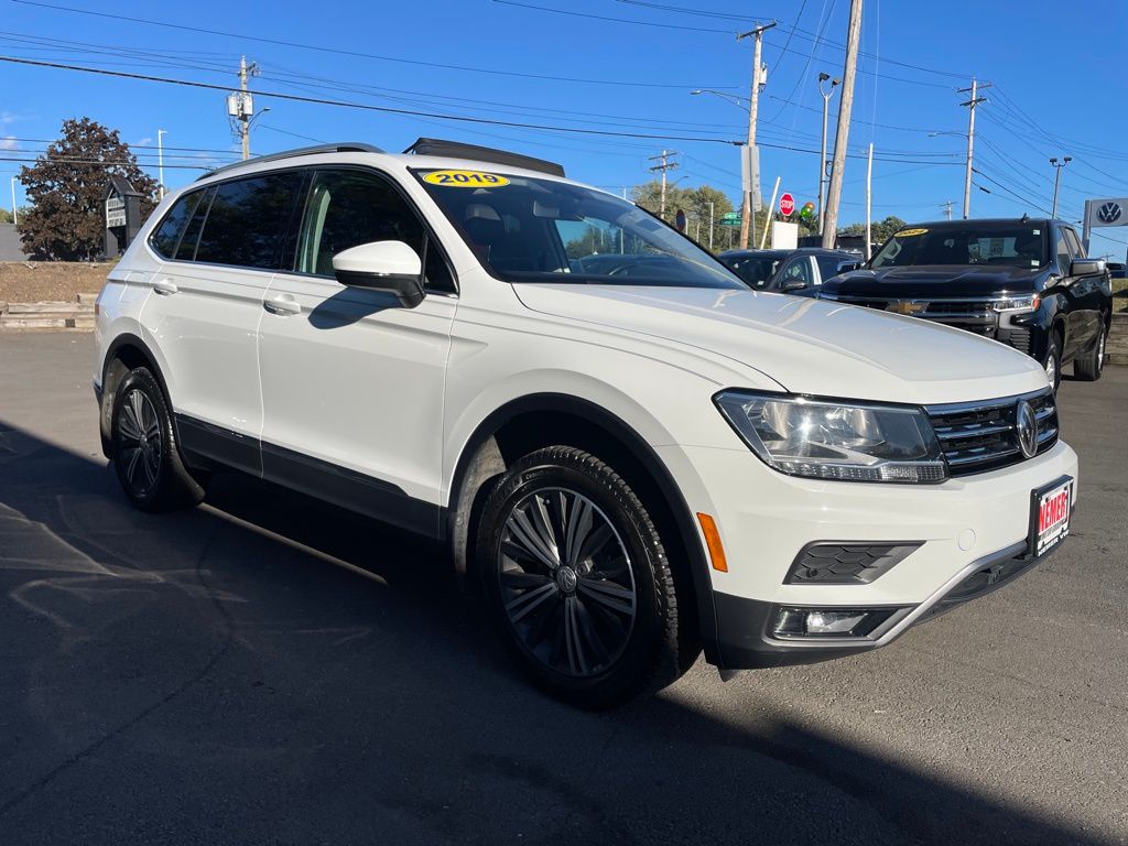 2019 Volkswagen Tiguan SEL Sport photo 14