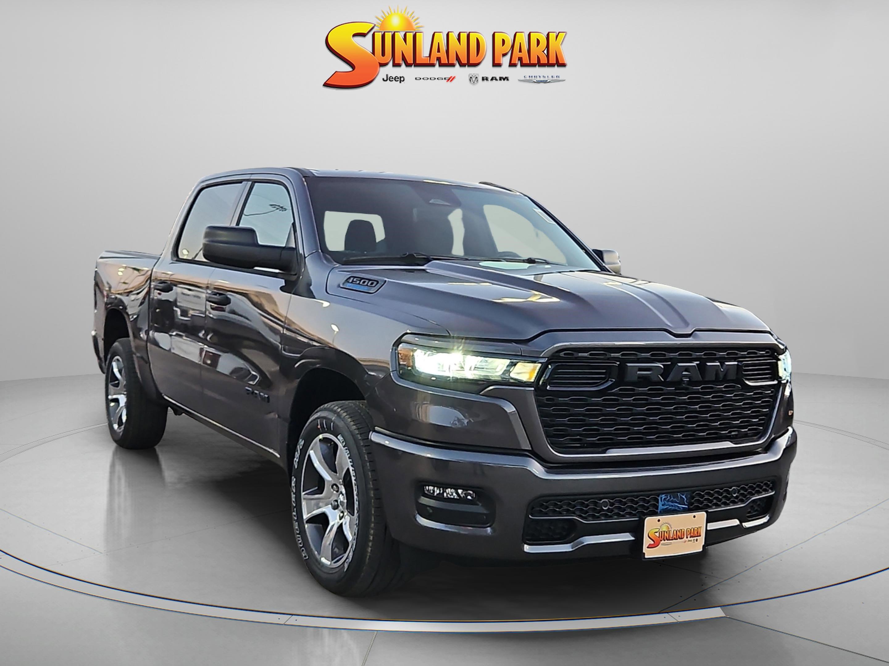 2025 RAM Ram 1500 Pickup Tradesman's photo