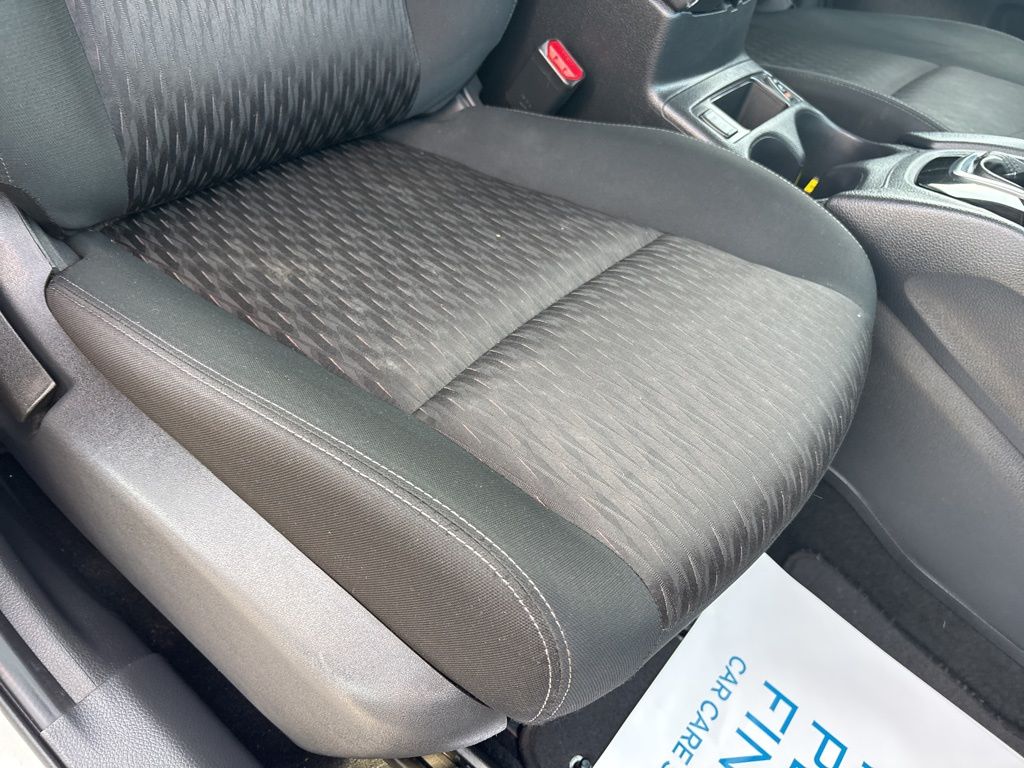 2018 Nissan Rogue SV photo 30