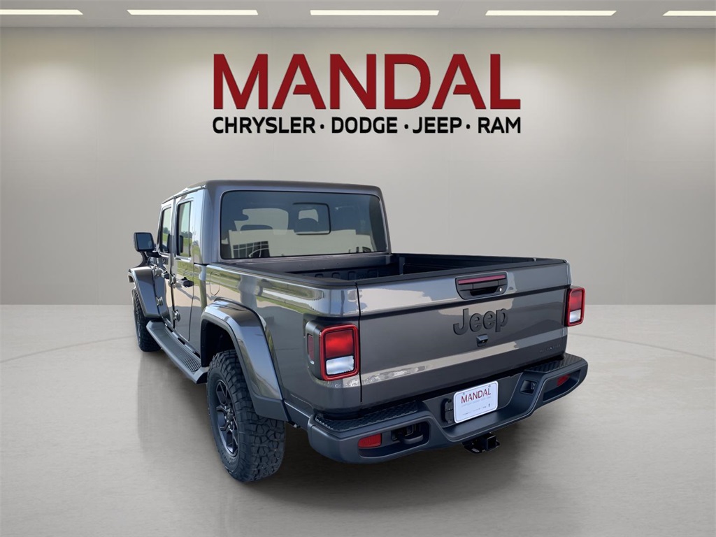 2025 Jeep Gladiator Sport photo 9
