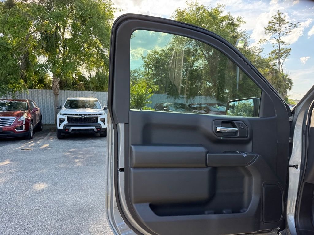 2025 Chevrolet Silverado 1500 photo 17