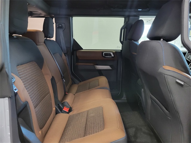 2023 Ford Bronco Outer Banks photo 17