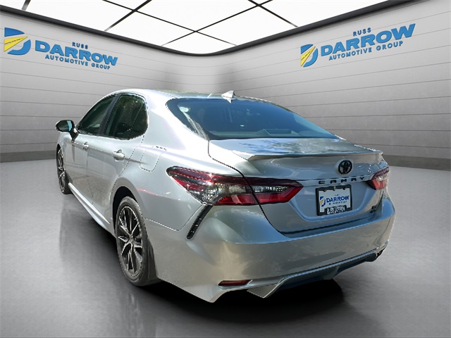 2024 Toyota Camry SE photo 3