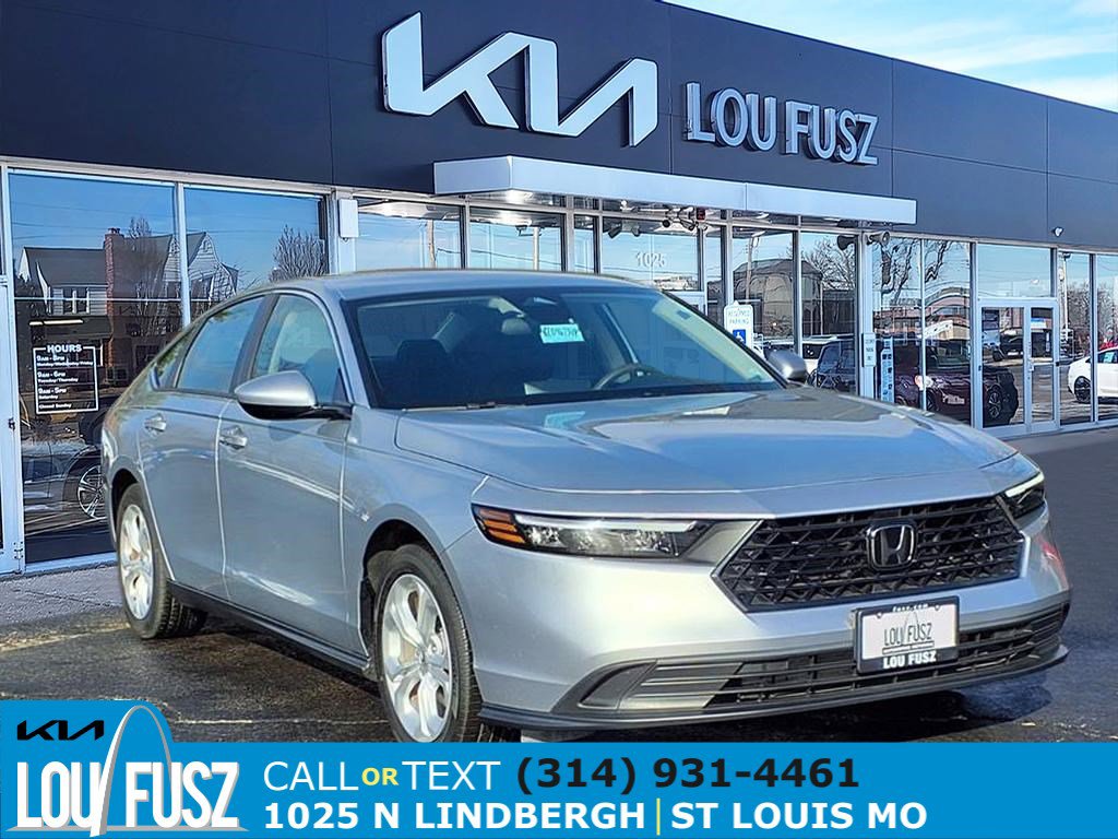 2024 Honda Accord LX's photo