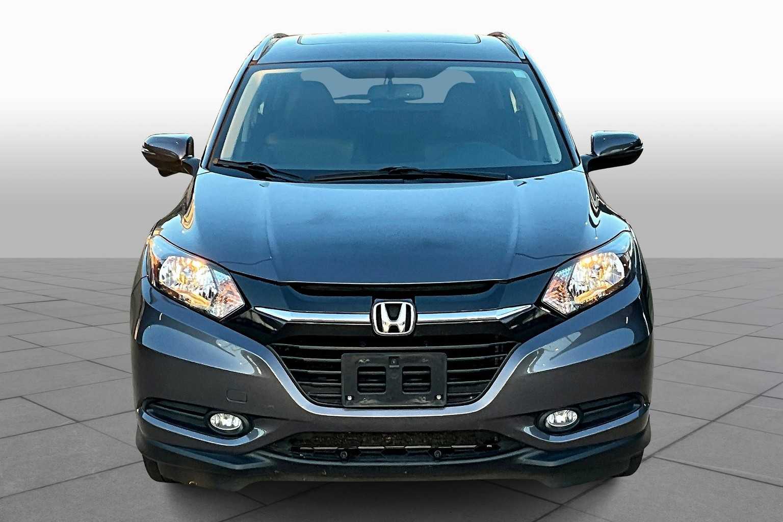 2016 Honda HR-V EX-L photo 3