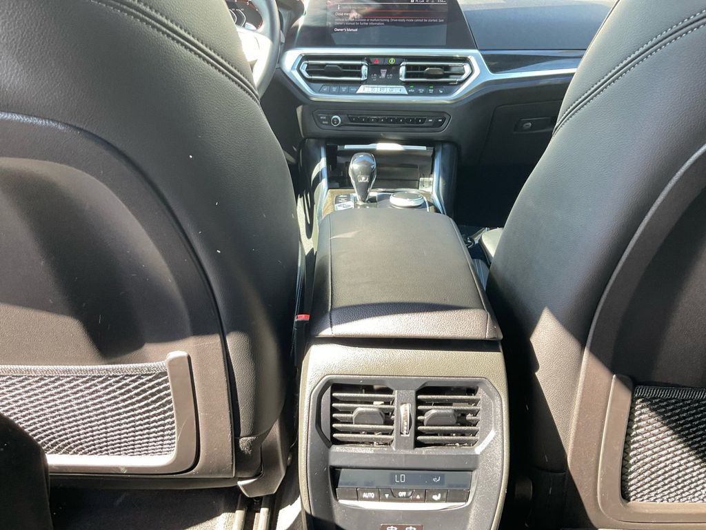 2022 Bmw 330i photo 27