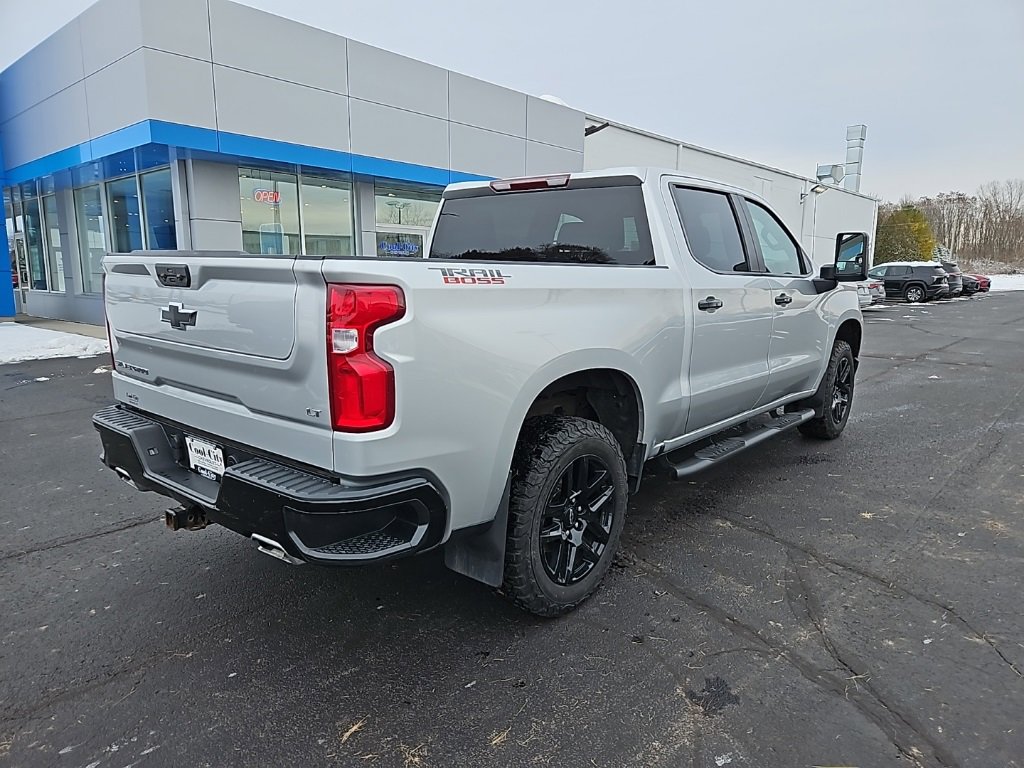 2022 Chevrolet Silverado 1500 LT Trail Boss photo 2