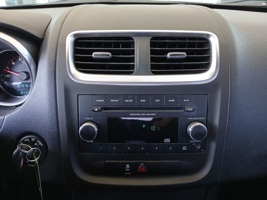 2013 Dodge Avenger SE photo 13