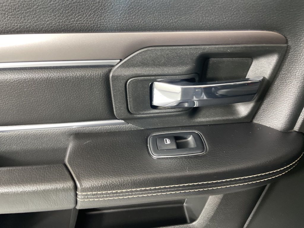 2023 Ram 1500 Classic Warlock photo 35