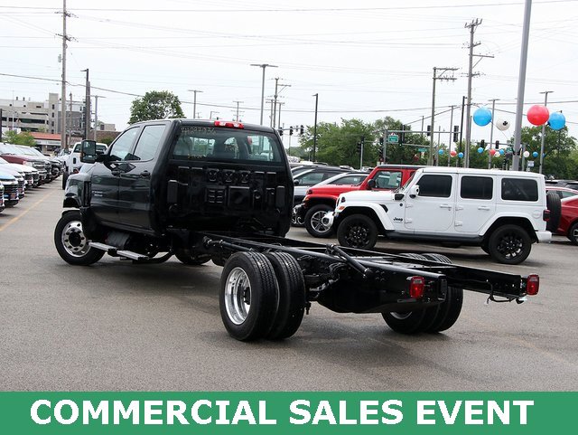 2024 Chevrolet Silverado 6500HD Work Truck photo 5