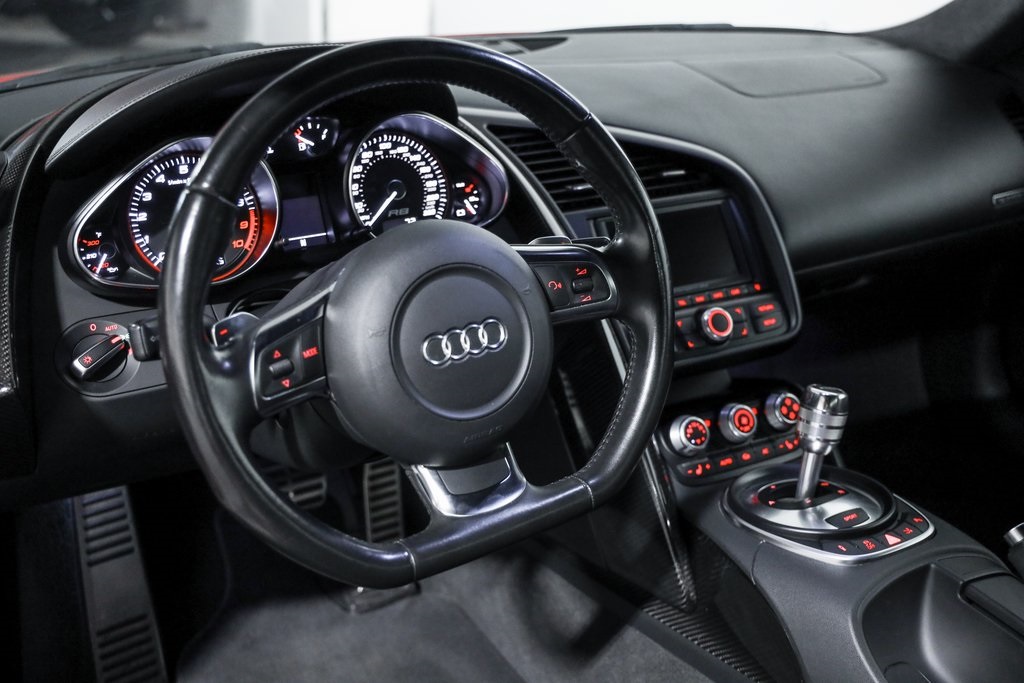 2012 Audi R8 Coupe photo 34