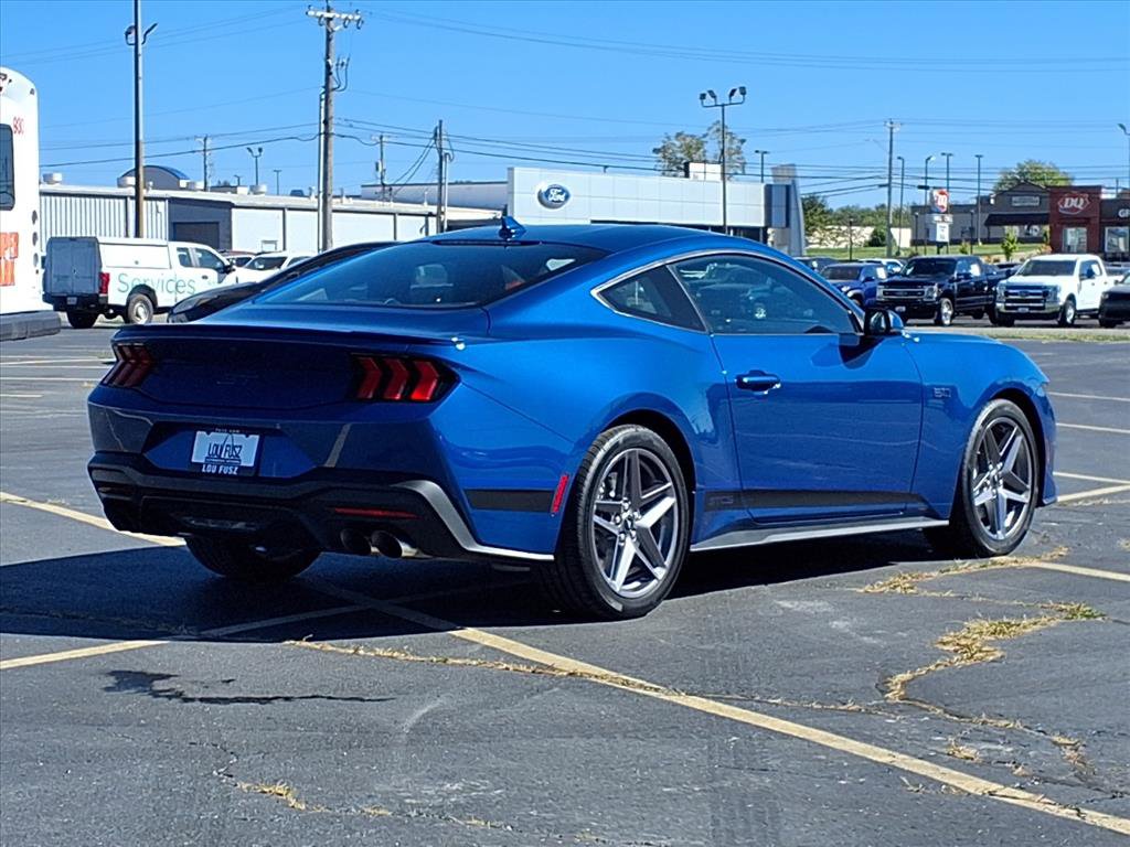 2024 Ford Mustang GT Premium photo 4