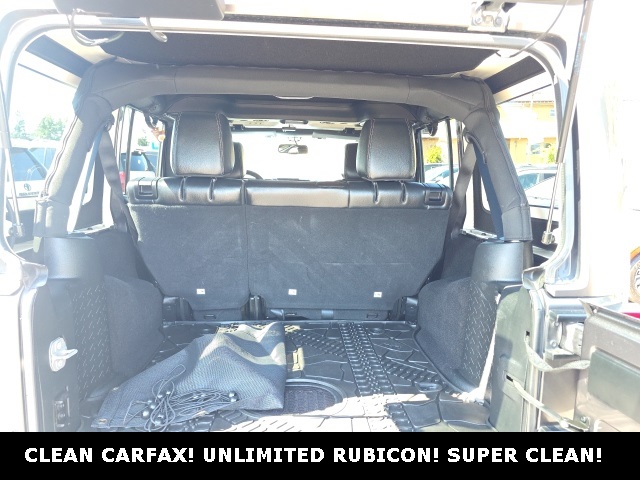 2016 Jeep Wrangler Unlimited Rubicon photo 18
