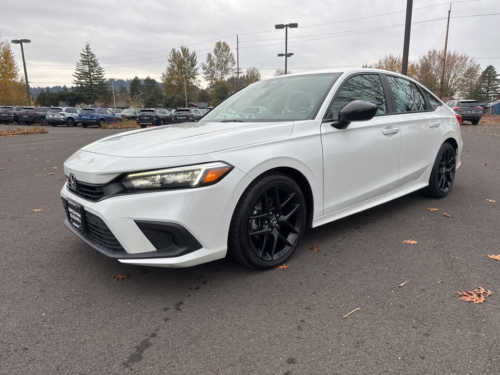 2022 Honda Civic Sport photo 3