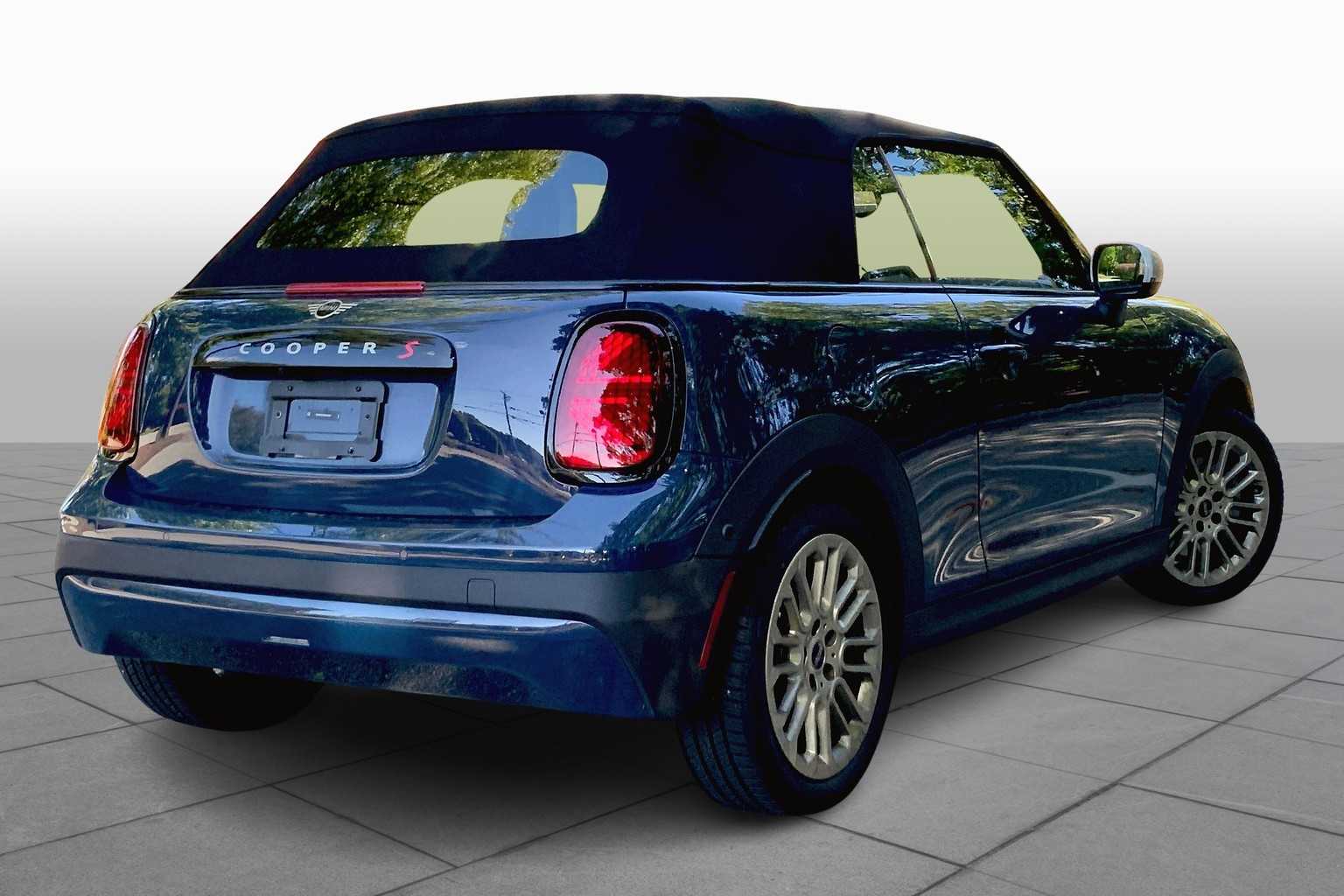 2025 Mini Cooper Convertible S photo 12