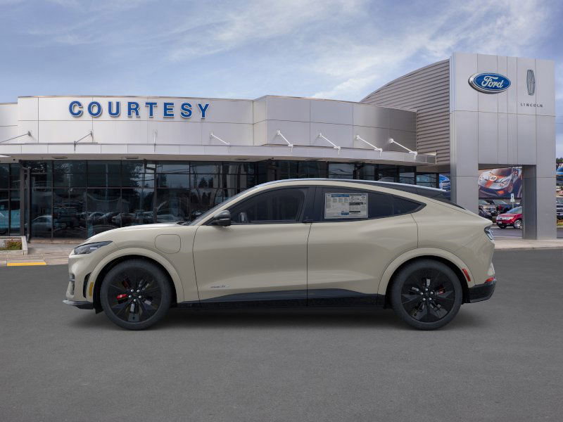 2025 Ford Mustang Mach-E GT photo 3