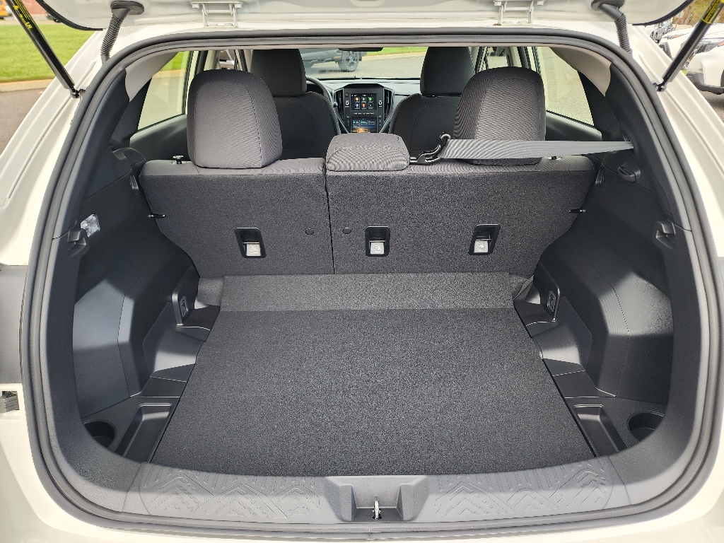 2025 Subaru Impreza Base photo 4