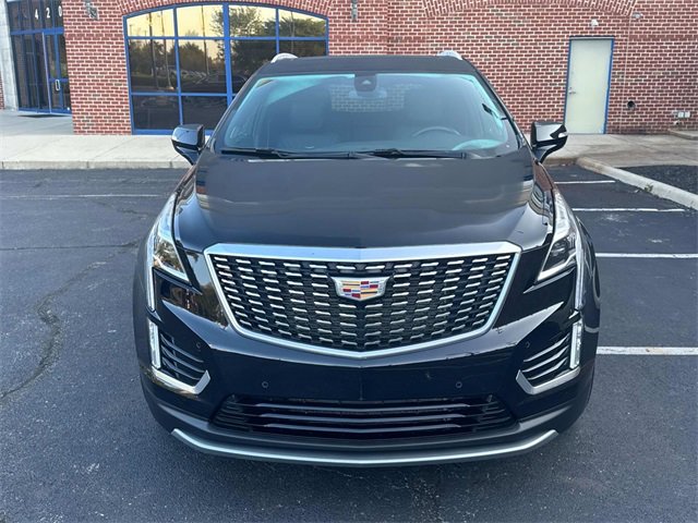 2022 Cadillac XT5 Premium Luxury photo 2