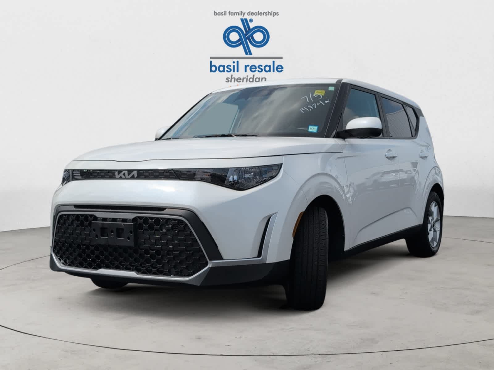 2023 Kia Soul LX photo 2