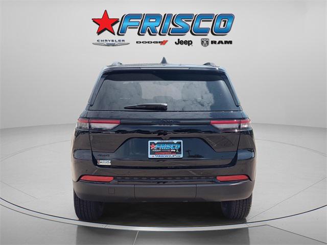 2025 Jeep Grand Cherokee Laredo Altitude photo 4