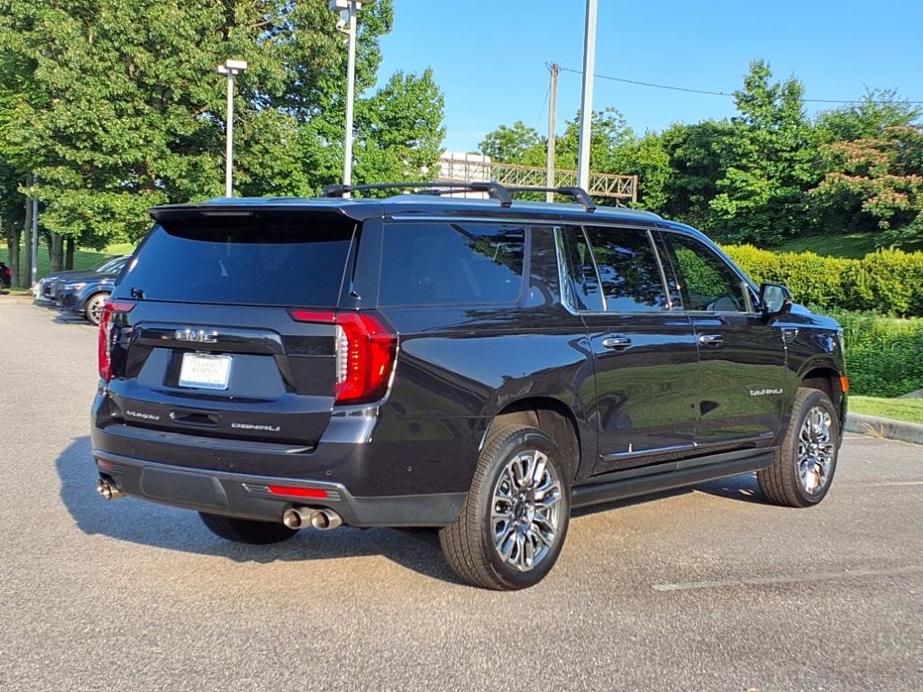2024 Gmc Yukon XL Denali Ultimate photo 3
