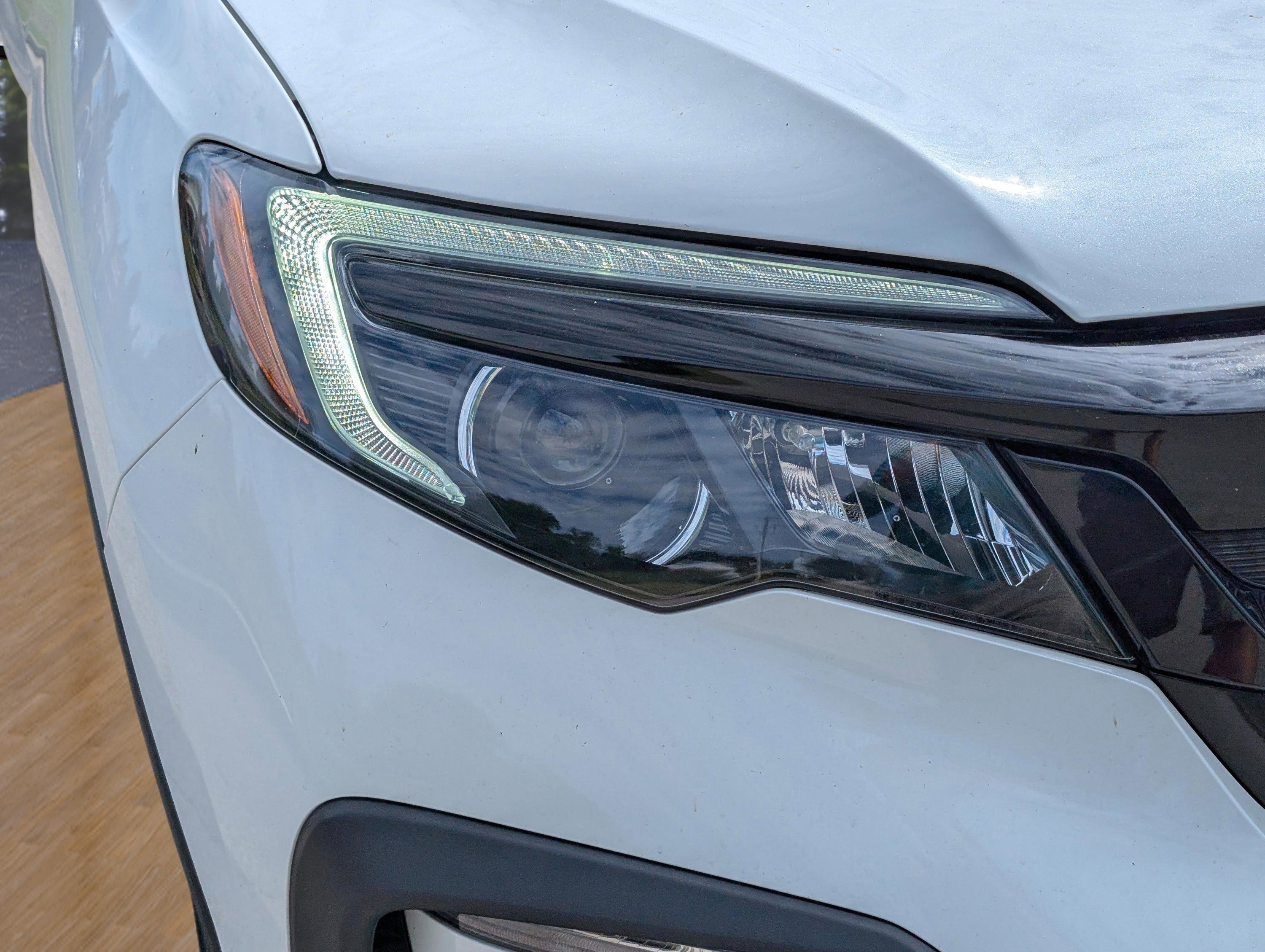 2022 Honda Pilot Special Edition photo 3