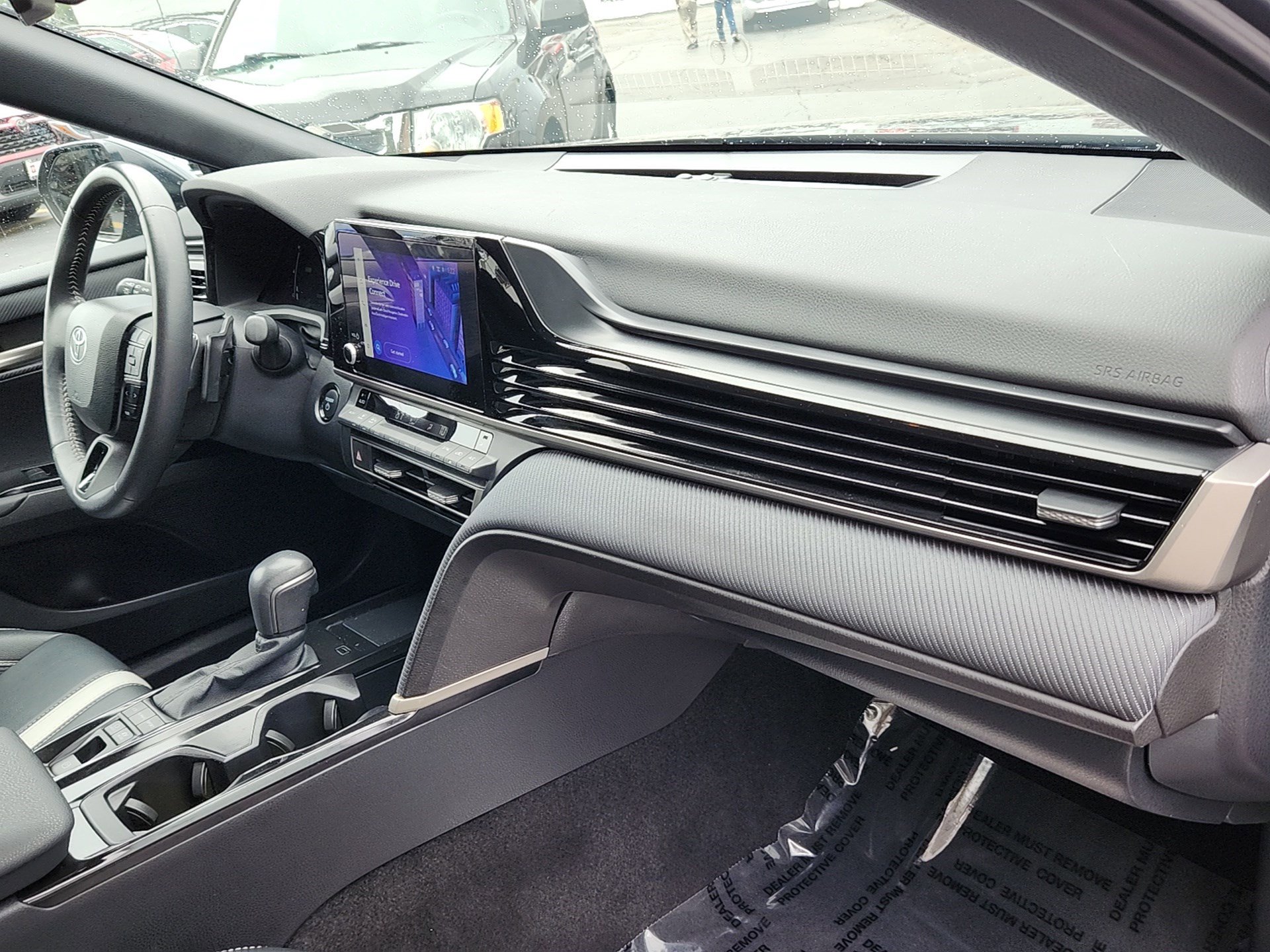 2025 Toyota Camry SE photo 28
