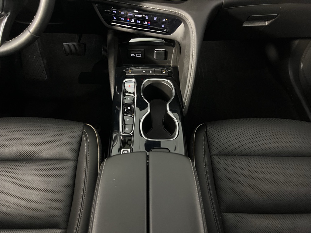 2021 Buick Envision Essence photo 12